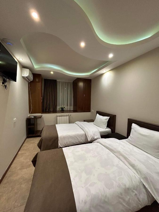 Time Hotel & Tours Jerevan Exteriör bild