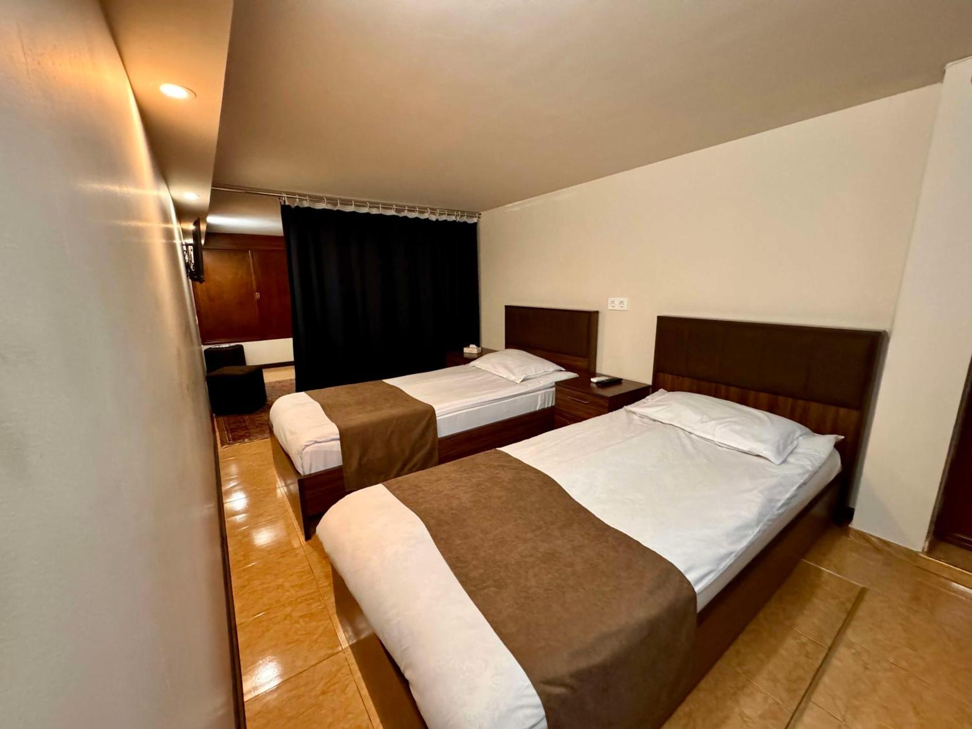 Time Hotel & Tours Jerevan Exteriör bild