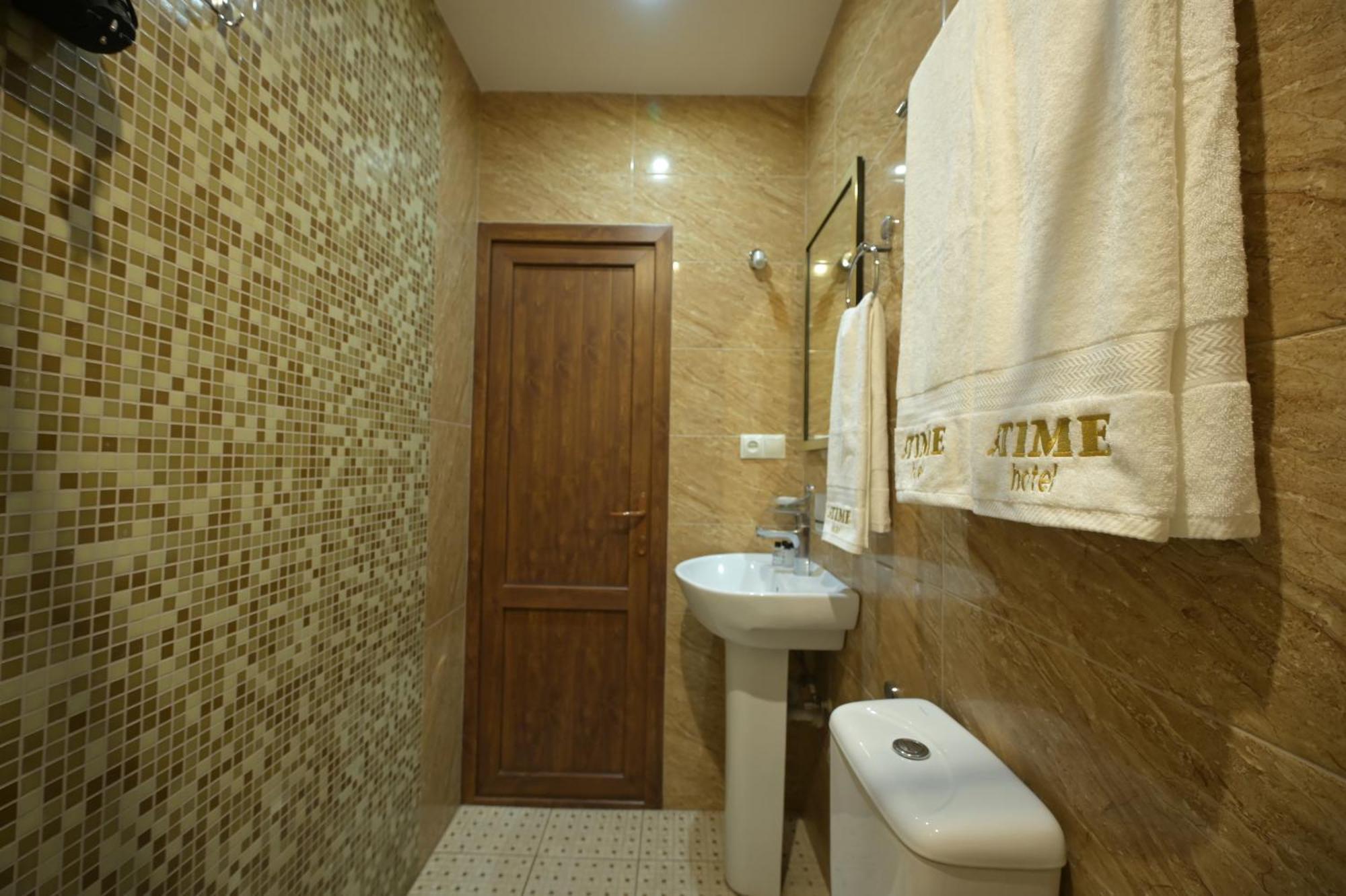 Time Hotel & Tours Jerevan Exteriör bild