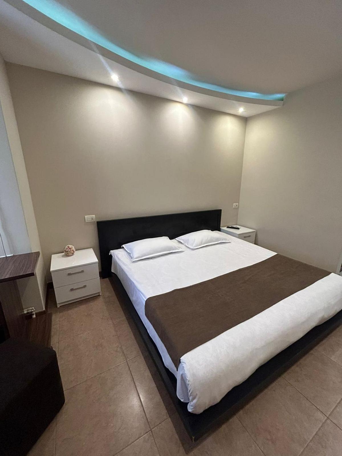 Time Hotel & Tours Jerevan Exteriör bild